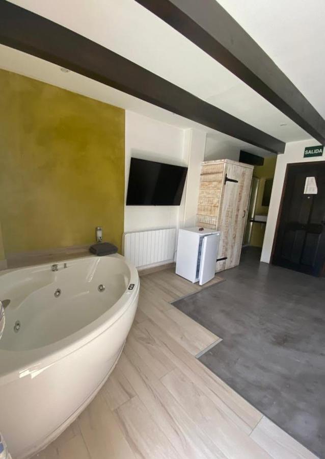 Boi Romanic Suites บารูเอรา ภายนอก รูปภาพ